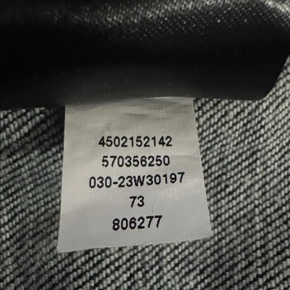 WHBM Extra High Rise Straight Pintuck Leg Medium Wash Jeans Size 8 $120 EUC KL - Picture 14 of 16